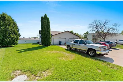 2744 Monaco Drive, Green Bay, WI 54311 - Photo 3