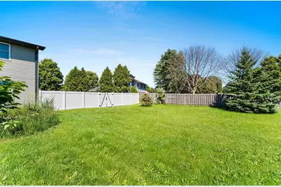 2744 Monaco Drive, Green Bay, WI 54311 - Photo 13
