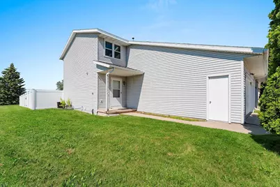 2745 Monaco Drive, Green Bay, WI 54311 - Photo 5