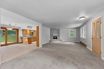 2596 Deckner Avenue, Green Bay, WI 54302 - Photo 21