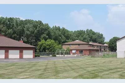 2206 Meadowbrook Court #C, Oshkosh, WI 54904 - Photo 49