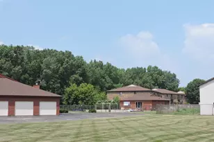 2206 Meadowbrook Ct, Oshkosh, WI 54904 - Photo 49