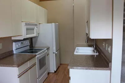 2206 Meadowbrook Court #C, Oshkosh, WI 54904 - Photo 17