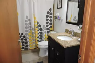2206 Meadowbrook Ct, Oshkosh, WI 54904 - Photo 35