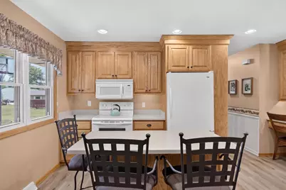 1817 Mead Avenue, Sheboygan, WI 53081 - Photo 3