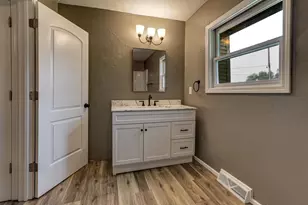 N4810 County Road B, New London, WI 54916 - Photo 23
