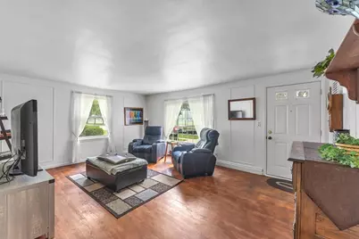 1033 Royal Boulevard, Green Bay, WI 54303 - Photo 9