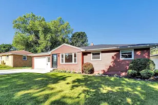557 Ruth St, Green Bay, WI 54302 - Photo 1