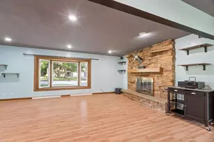 155 Woodward St, Fond du Lac, WI 54935 - Photo 3