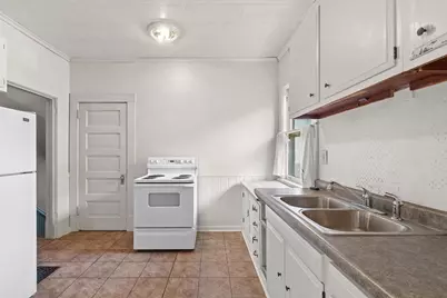 912 Jackson Street, Oshkosh, WI 54901 - Photo 13