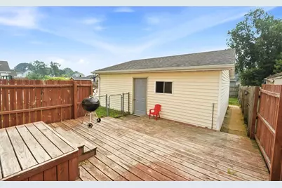 2201 11th Street, Two Rivers, WI 54241 - Photo 33