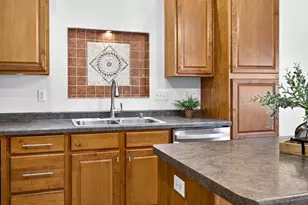1717 Oak Hollow Ln, Neenah, WI 54956 - Photo 21