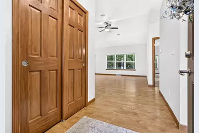 1717 Oak Hollow Lane, Neenah, WI 54956 - Photo 7