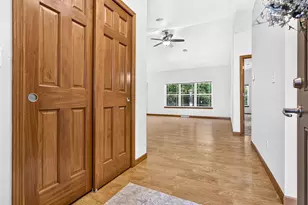 1717 Oak Hollow Ln, Neenah, WI 54956 - Photo 7