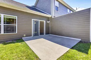1717 Oak Hollow Ln, Neenah, WI 54956 - Photo 53