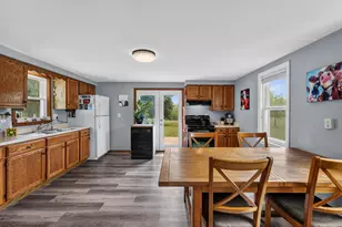 1041 Black Wolf Ave, Oshkosh, WI 54902 - Photo 7