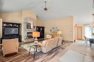 2703 E Corridor Dr, Appleton, WI 54913 - Photo 13