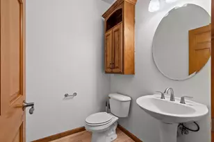 3036 Warm Springs Dr, Green Bay, WI 54311 - Photo 35