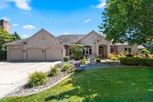 3036 Warm Springs Dr, Green Bay, WI 54311 - Photo 1