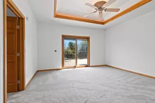 3036 Warm Springs Dr, Green Bay, WI 54311 - Photo 23