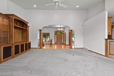 3036 Warm Springs Drive, Green Bay, WI 54311 - Photo 13