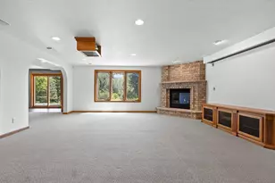 3036 Warm Springs Dr, Green Bay, WI 54311 - Photo 37