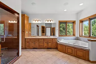 3036 Warm Springs Dr, Green Bay, WI 54311 - Photo 25