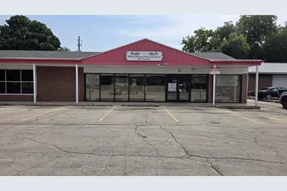 1120 N Main Street, Oshkosh, WI 54901 - Photo 1