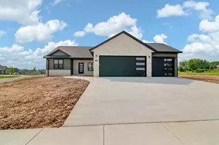 3065 Stone Fence Pl, Green Bay, WI 54311 - Photo 5