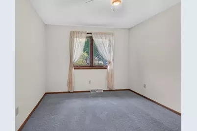 713 Canberry Court, De Pere, WI 54115 - Photo 27