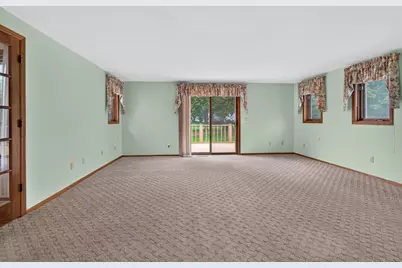 713 Canberry Court, De Pere, WI 54115 - Photo 19