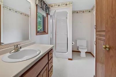 713 Canberry Court, De Pere, WI 54115 - Photo 17