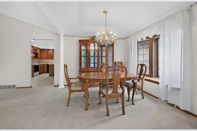 713 Canberry Court, De Pere, WI 54115 - Photo 13