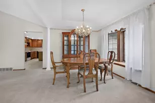 713 Canberry Ct, De Pere, WI 54115 - Photo 13