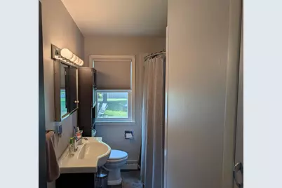 415 W 19th Avenue, Oshkosh, WI 54902 - Photo 11
