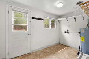 1221 Manitowoc Rd, Menasha, WI 54952 - Photo 9