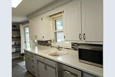 3241 S Clay Street, Green Bay, WI 54301 - Photo 15