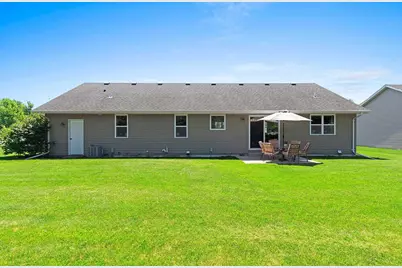 3405 Paula Street, Green Bay, WI 54311 - Photo 9