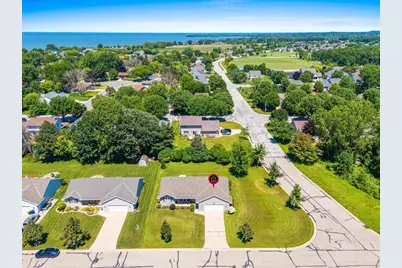 3405 Paula Street, Green Bay, WI 54311 - Photo 7