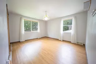 559 Hilltop Dr, Green Bay, WI 54301 - Photo 21
