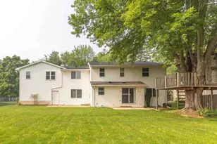 559 Hilltop Dr, Green Bay, WI 54301 - Photo 37