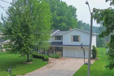 559 Hilltop Drive, Green Bay, WI 54301 - Photo 39