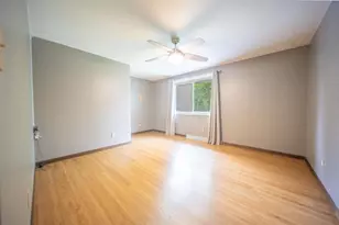 559 Hilltop Dr, Green Bay, WI 54301 - Photo 19