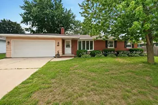 2320 Manitowoc Rd, Green Bay, WI 54311 - Photo 1