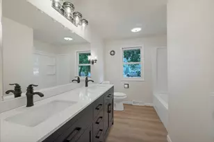 2320 Manitowoc Rd, Green Bay, WI 54311 - Photo 15