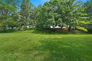 1111 Huntington Way, Suamico, WI 54173 - Photo 9