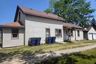 225 S Main St, Iola, WI 54945 - Photo 19
