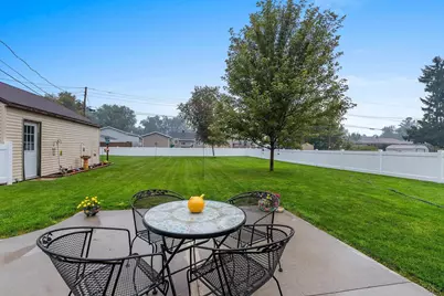 1237 Bond Street, Green Bay, WI 54303 - Photo 53