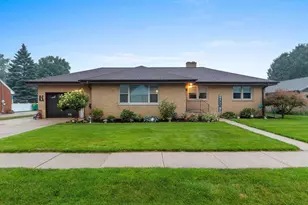 1237 Bond St, Green Bay, WI 54303 - Photo 1