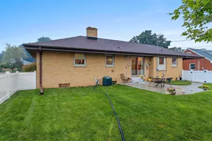 1237 Bond St, Green Bay, WI 54303 - Photo 51